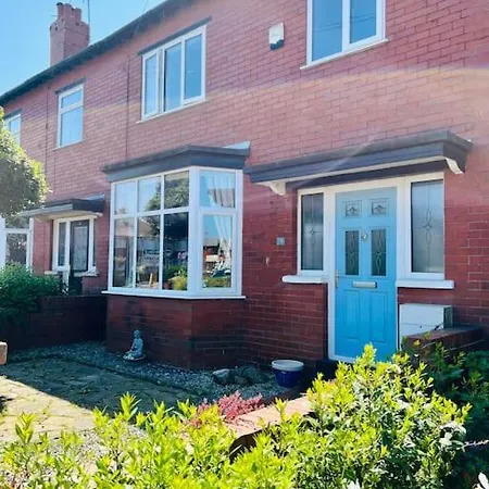 Lovely, Sunny House, By The Beach & Centre! Lytham St Annes Extérieur photo