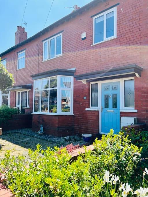 Lovely, Sunny House, By The & Centre!